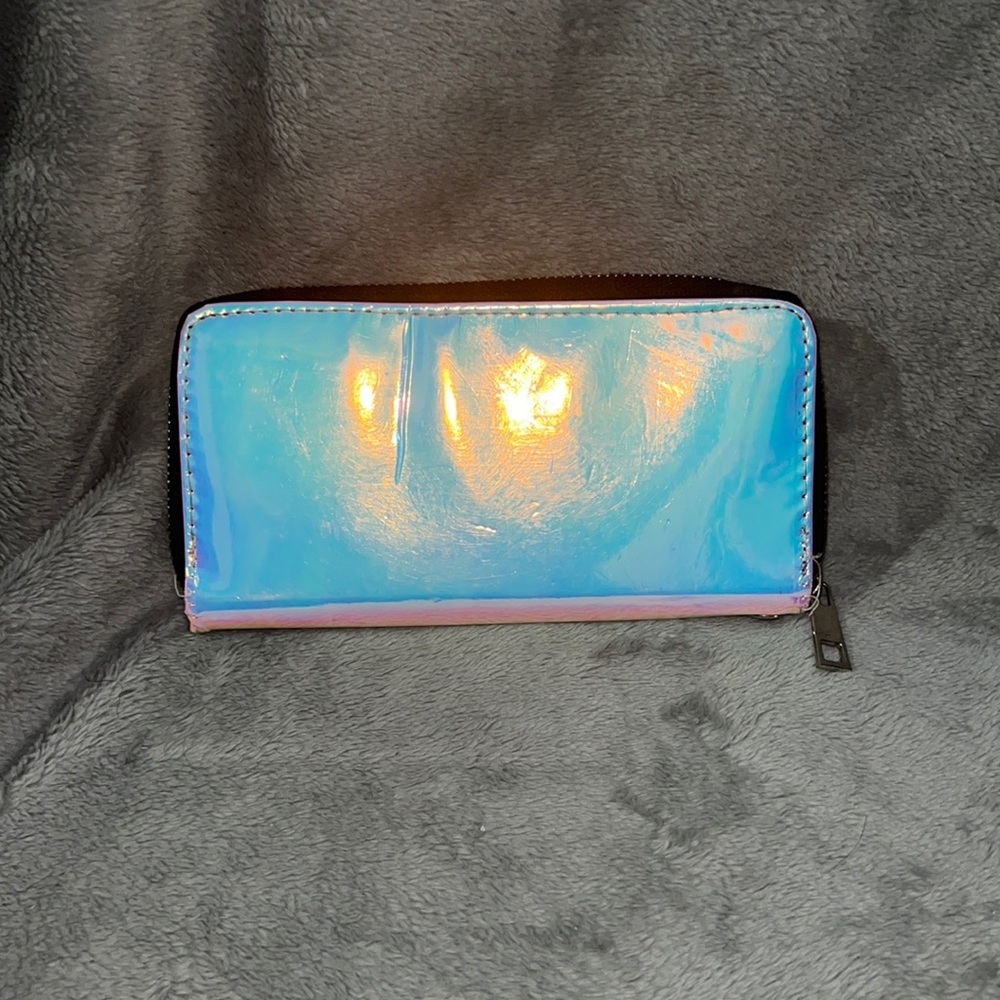 Metallic wallet